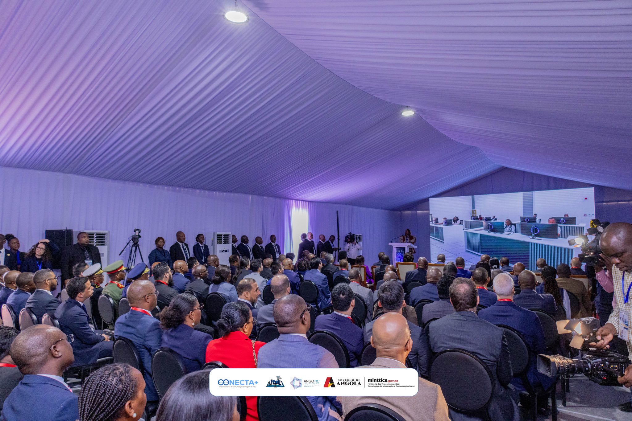 PRESIDENTE JOÃO LOURENÇO INAUGURA DATA CENTER DO GOVERNO E REFORÇA SOBERANIA DIGITAL