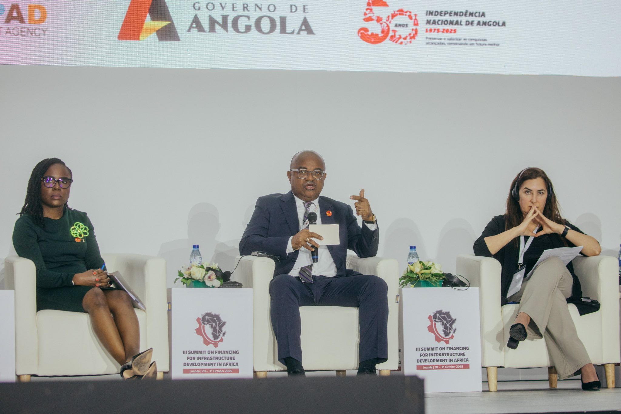 ANGOLA ACELERA A TRANSFORMAÇÃO DIGITAL EM ÁFRICA
